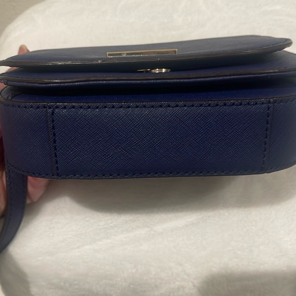 Immaculate Navy Kate Spade New York Crossbody - Picture 10 of 12